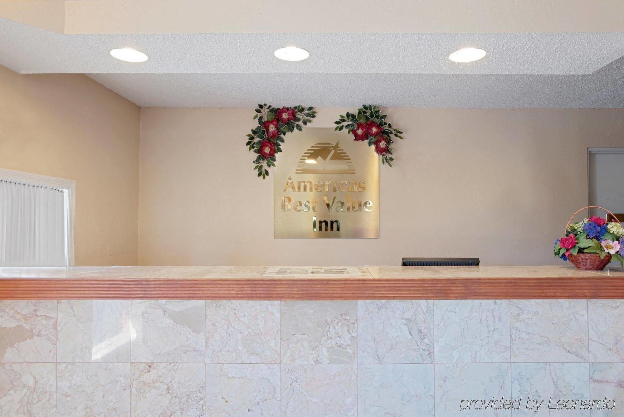 Americas Best Value Inn-Savannah Dalaman gambar
